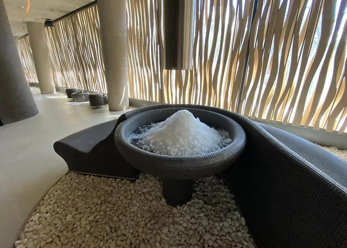 Waveview 5Th Floor Baltic View Pool In Building Perfekt Lumare 米兹多洛杰