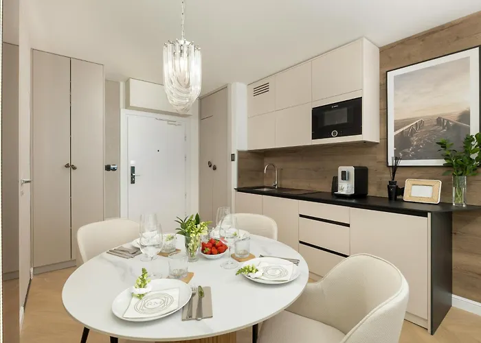 公寓 Waveview 5Th Floor Baltic View Pool In Building Perfekt Lumare 米兹多洛杰