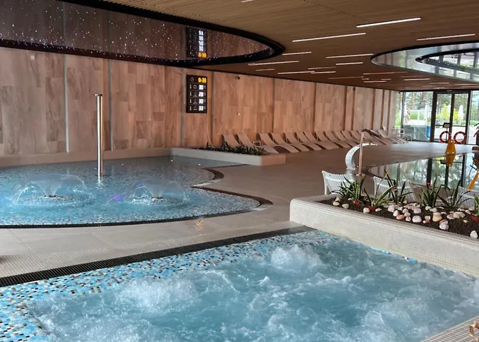 公寓 Waveview 5Th Floor Baltic View Pool In Building Perfekt Lumare