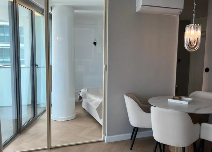 Waveview 5Th Floor Baltic View Pool In Building Perfekt Lumare 米兹多洛杰